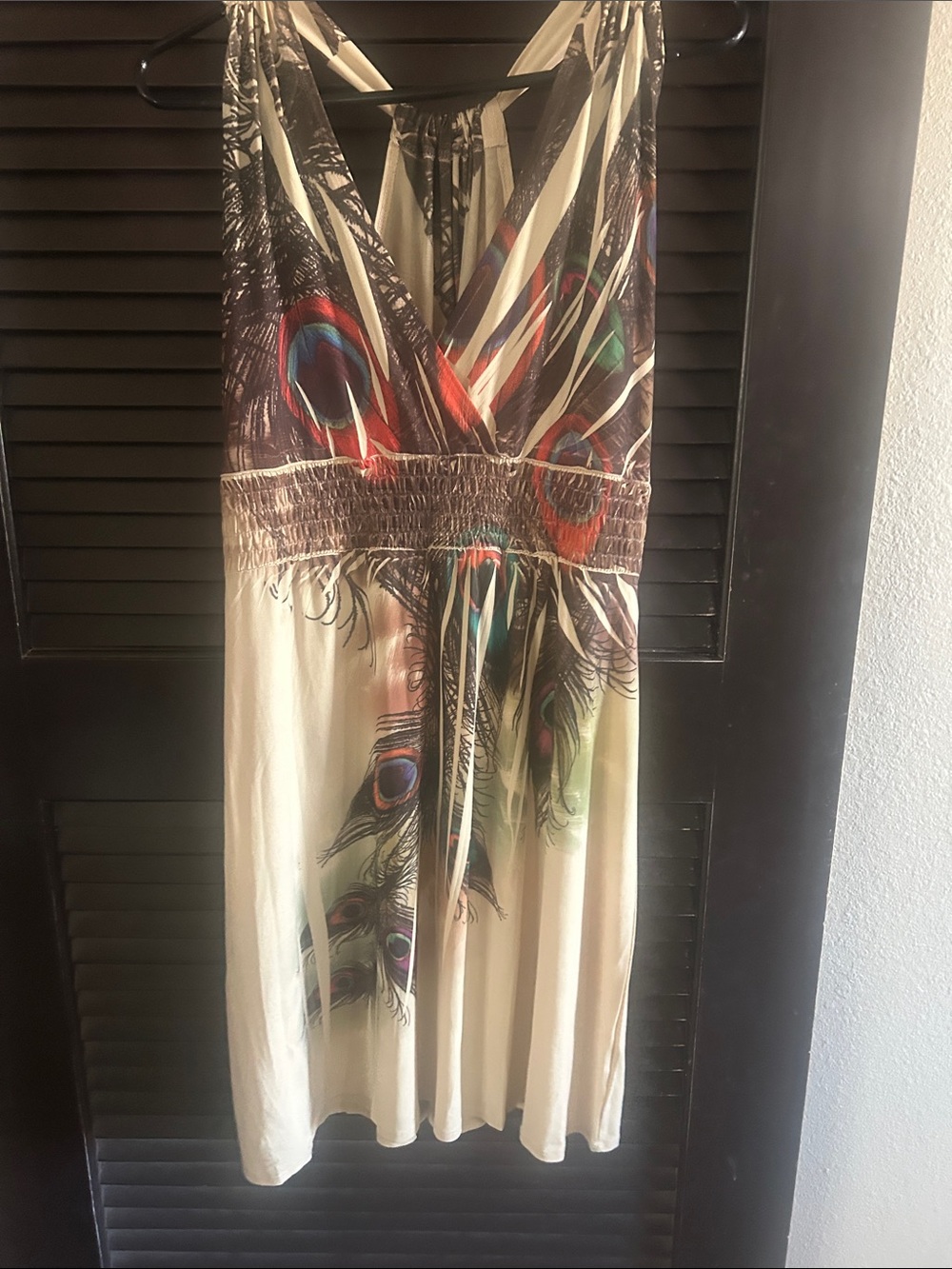 Peacock Feather Print Cream Midi Dress with V-Neck